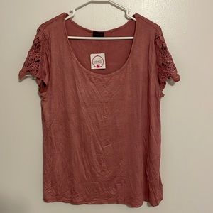 NWT Mauve colored top